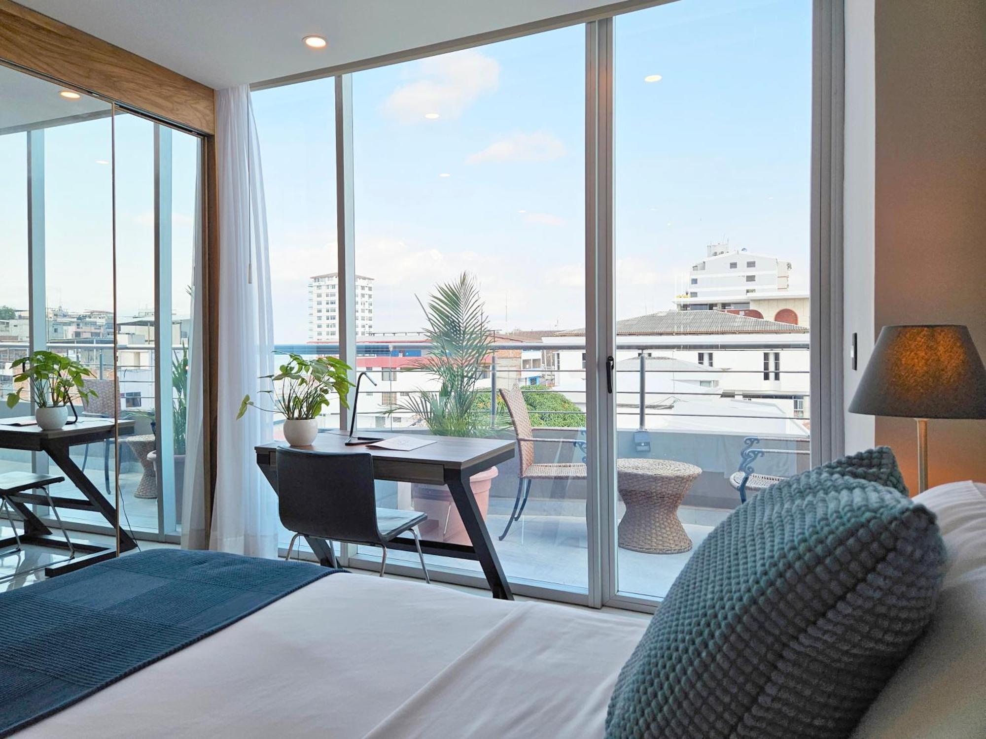 Hotel Perla Spondylus Manta Buitenkant foto