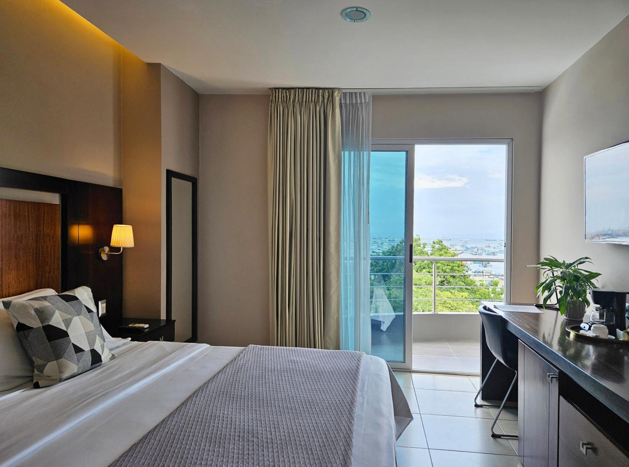 Hotel Perla Spondylus Manta Buitenkant foto