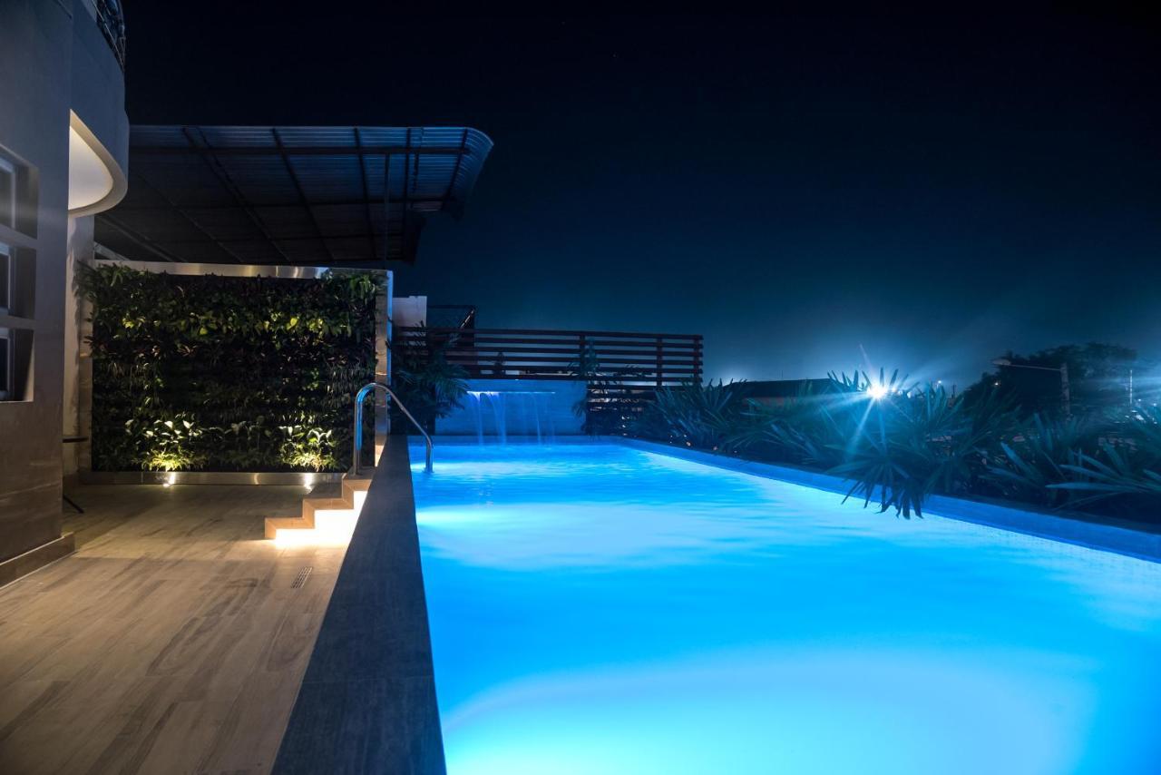 Hotel Perla Spondylus Manta Buitenkant foto
